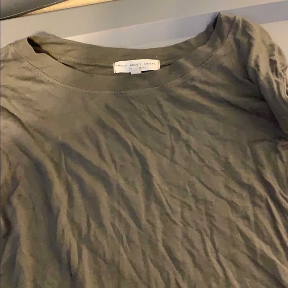 M truly madly deeply Olive flowy top
